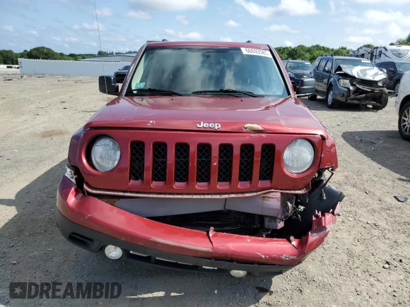 2014 Jeep Patriot Latitude z VIN 1C4NJRFB3ED626089, wystawiony jako Copart lot #60693585 z przebiegiem 196 852 mil mil oraz Czysty tytuł • Clean title. Historia ofert i sprzedaży dostępna na DreamBid. Obrazek 5.