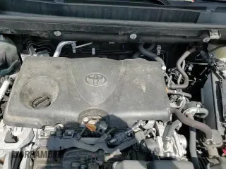 2022 Toyota RAV4 XLE with VIN 2T3P1RFV1NW280498, listed as a Copart auction lot 70037085 with 61,619 mi miles and Salvage title. Bid and sale history available at DreamBid. Image 14.