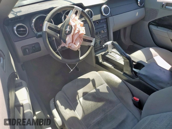 2009 Ford Mustang with VIN 1ZVHT80N095104926, listed as a Copart auction lot 54196705 with 161,252 mi miles and Salvage title. Bid and sale history available at DreamBid. Image 8.