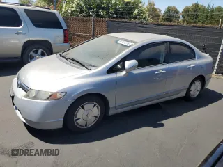 2006 Honda Civic z VIN JHMFA36286S025788, wystawiony jako Copart lot #60101215 z przebiegiem 186 136 mil mil oraz Czysty tytuł • Clean title. Historia ofert i sprzedaży dostępna na DreamBid. Obrazek 1.