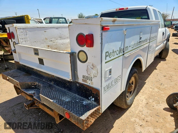 2007 GMC Sierra 2500HD Work Truck with VIN 1GDHC29U97E109075, listed as a Copart auction lot 62367145 with Not provided miles and Clean title. Bid and sale history available at DreamBid. Image 4.
