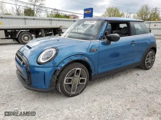2022 MINI Hardtop 2 Door Cooper SE with VIN WMW13DJ04N2P69787, listed as a Copart auction lot 48729804 with 20,617 mi miles and Salvage Title. Bid and sale history available at carsss.com. Image 1.