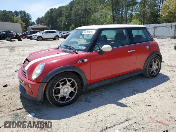 2005 MINI Hardtop S with VIN WMWRE33475TD92831, listed as a Copart auction lot 55299615 with 155,632 mi miles and Salvage title. Bid and sale history available at DreamBid. Image 1.