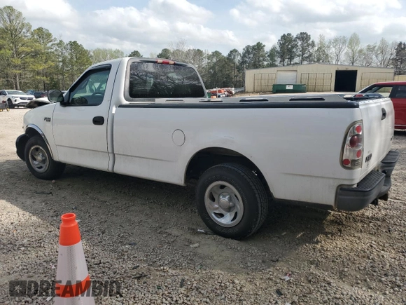 2002 Ford F-150 XL with VIN 1FTRF17262NA10489, listed as a Copart auction lot 50413885 with 203,093 mi miles and Salvage Title. Bid and sale history available at carsss.com. Image 2.
