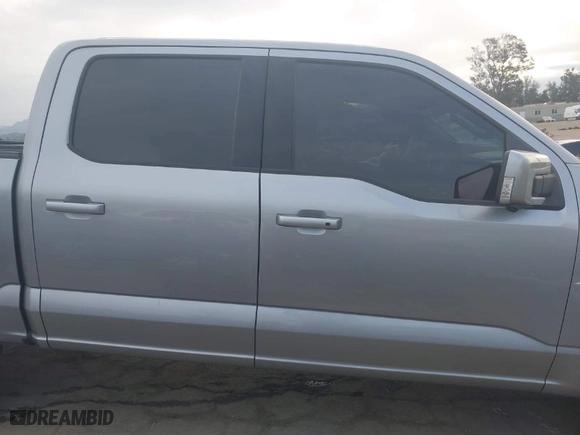 2022 Ford F-150 XL with VIN 1FTEW1EP5NKD41812, listed as a IAAI auction lot 41777794 with 60,605 mi miles. Bid and sale history available at carsss.com. Image 13.