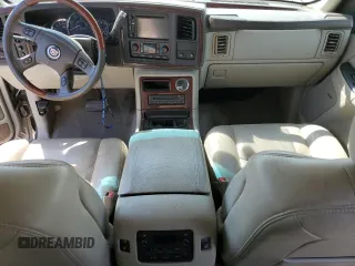 2006 Cadillac Escalade z VIN 1GYEK63N26R128359, wystawiony jako Copart lot #59198834 z przebiegiem 309 682 mil mil oraz Szkoda całkowita • Salvage title. Historia ofert i sprzedaży dostępna na DreamBid. Obrazek 8.
