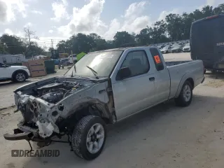 2001 Nissan Frontier XE z VIN 1N6DD26S51C316632, wystawiony jako Copart lot #52622225 z przebiegiem 126 361 mil mil oraz Czysty tytuł • Clean title. Historia ofert i sprzedaży dostępna na DreamBid. Obrazek 1.