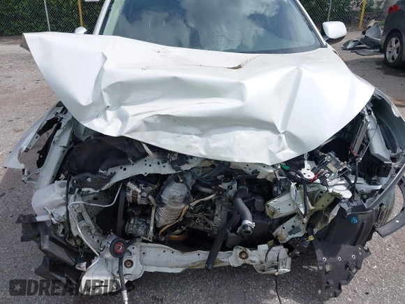 2022 Honda HR-V LX with VIN 3CZRU5H37NM701012, listed as a IAAI auction lot 42610909 with 39,898 mi miles and . Bid and sale history available at DreamBid. Image 6.