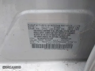 2015 Nissan Sentra S with VIN 3N1AB7AP0FY231596, listed as a IAAI auction lot 42086308 with 220,451 mi miles. Bid and sale history available at carsss.com. Image 9.