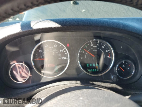 2014 Jeep Wrangler Unlimited Sport with VIN 1C4BJWDGXEL269693, listed as a Copart auction lot 46927895 with 105,691 mi miles and Salvage Title. Bid and sale history available at carsss.com. Image 9.