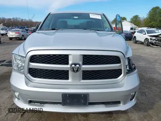 2014 Ram 1500 Express z VIN 1C6RR7FTXES136971, wystawiony jako IAAI lot #41845334 z przebiegiem 94 893 mil mil oraz . Historia ofert i sprzedaży dostępna na DreamBid. Obrazek 12.