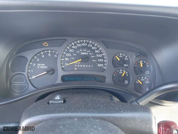 2006 Chevrolet Silverado 1500 LT2 with VIN 2GCEK13T361233699, listed as a IAAI auction lot 41781555 with NaN miles. Bid and sale history available at carsss.com. Image 7.