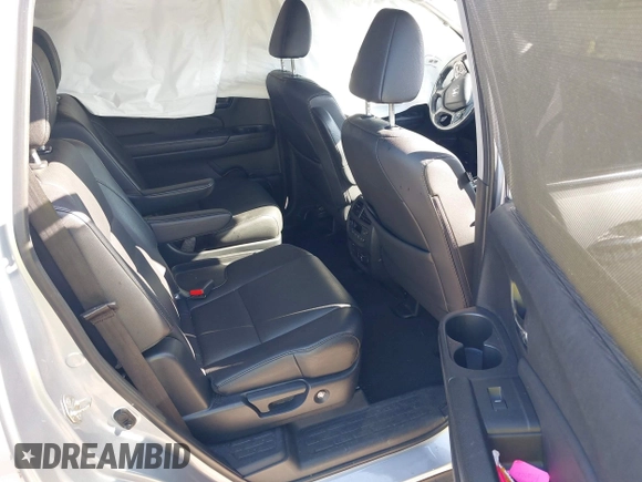 2019 Honda Pilot Elite with VIN 5FNYF6H00KB001016, listed as a IAAI auction lot 42583325 with 133,327 mi miles and . Bid and sale history available at DreamBid. Image 8.