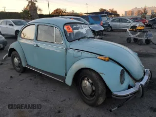 1972 Volkswagen Beetle with VIN 1122696781, listed as a Copart auction lot 83026554 with 11,104 mi miles and Salvage Title. Bid and sale history available at DreamBid. Image 4.