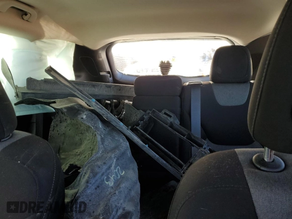 2015 Jeep Cherokee Sport z VIN 1C4PJMAB8FW776627, wystawiony jako Copart lot #47873235 z przebiegiem Nie podano mil oraz Szkoda całkowita • Salvage title. Historia ofert i sprzedaży dostępna na DreamBid. Obrazek 10.