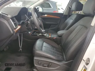 2021 Audi Q5 Premium Plus with VIN WA1BAAFY2M2085632, listed as a Copart auction lot 59836805 with 22,059 mi miles and Salvage title. Bid and sale history available at DreamBid. Image 7.