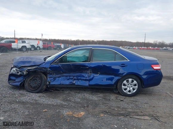 2010 Toyota Camry with VIN 4T1BF3EK0AU575272, listed as a IAAI auction lot 41912475 with 182,861 mi miles. Bid and sale history available at carsss.com. Image 14.