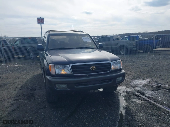2002 Toyota Land Cruiser with VIN JTEHT05J122018974, listed as a IAAI auction lot 41543290 with 266,926 mi miles. Bid and sale history available at carsss.com. Image 12.