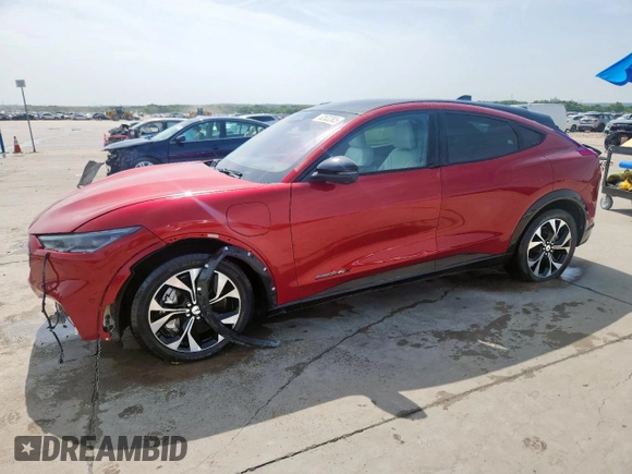2021 Ford Mustang Mach-E Premium z VIN 3FMTK3SU5MMA03399, wystawiony jako Copart lot #62532305 z przebiegiem 50 427 mil mil oraz Szkoda całkowita • Salvage title. Historia ofert i sprzedaży dostępna na DreamBid. Obrazek 1.