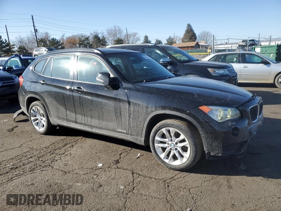 2015 BMW X1 xDrive28i with VIN WBAVL1C50FVY25782, listed as a Copart auction lot 42871465 with 116,084 mi miles and Salvage Title. Bid and sale history available at carsss.com. Image 4.