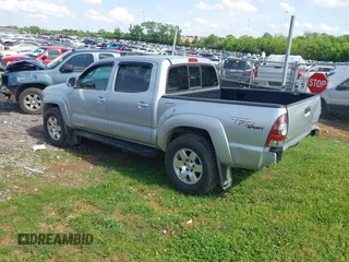 2009 Toyota Tacoma with VIN 3TMLU42N19M034332, listed as a IAAI auction lot 42157119 with 195,272 mi miles and . Bid and sale history available at DreamBid. Image 3.