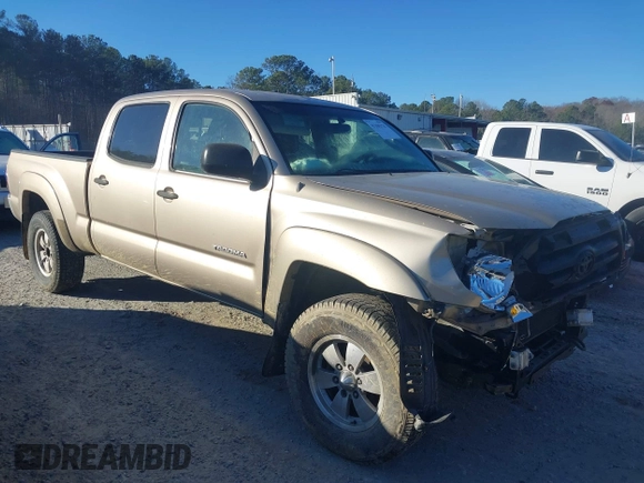 2005 Toyota Tacoma PreRunner with VIN 3TMKU72N75M001102, listed as a IAAI auction lot 41105774 with 233,167 mi miles. Bid and sale history available at carsss.com. Image 13.