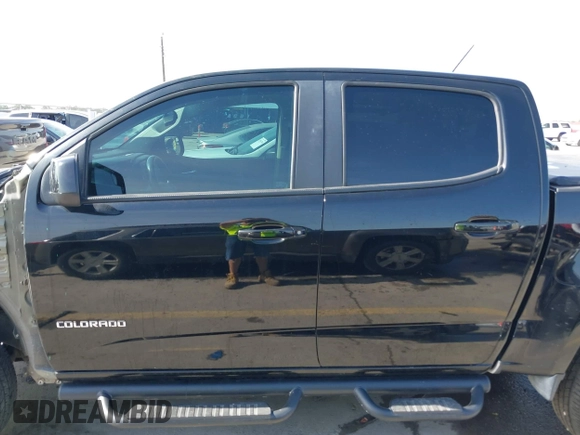 2016 Chevrolet Colorado 2WD LT z VIN 1GCGSCE3XG1213278, wystawiony jako IAAI lot #41931752 z przebiegiem 103 622 mil mil oraz . Historia ofert i sprzedaży dostępna na DreamBid. Obrazek 15.