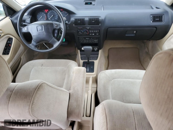 1992 Honda Accord z VIN 1HGCB7654NA067531, wystawiony jako Copart lot #53514095 z przebiegiem 82 661 mil mil oraz Czysty tytuł • Clean title. Historia ofert i sprzedaży dostępna na DreamBid. Obrazek 8.