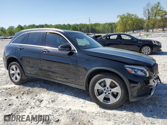 2018 Mercedes-Benz GLC 300 z VIN WDC0G4JB9JV087978, wystawiony jako Copart lot #52403965 z przebiegiem 99 637 mil mil oraz Szkoda całkowita • Salvage title. Historia ofert i sprzedaży dostępna na DreamBid. Obrazek 4.