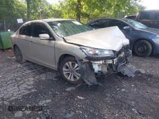 2013 Honda Accord LX z VIN 1HGCR2F32DA246114, wystawiony jako IAAI lot #42234725 z przebiegiem 136 265 mil mil oraz . Historia ofert i sprzedaży dostępna na DreamBid. Obrazek 1.