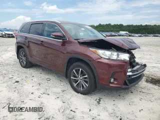 2017 Toyota Highlander XLE with VIN 5TDJZRFH0HS410785, listed as a Copart auction lot 64236895 with Not provided miles and Salvage title. Bid and sale history available at DreamBid. Image 4.