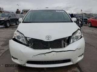 2011 Toyota Sienna XLE with VIN 5TDDK3DC9BS026467, listed as a Copart auction lot 49102135 with 236,534 mi miles and Salvage Title. Bid and sale history available at carsss.com. Image 5.