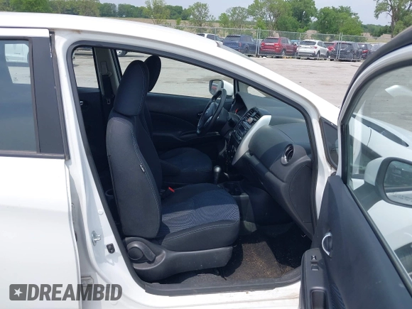 2015 Nissan Note SV with VIN 3N1CE2CPXFL402741, listed as a IAAI auction lot 42488550 with 157,733 mi miles and . Bid and sale history available at DreamBid. Image 5.