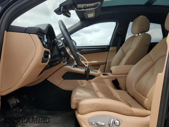 2021 Porsche Macan z VIN WP1AA2A56MLB14319, wystawiony jako Copart lot #54217005 z przebiegiem 28 456 mil mil oraz Szkoda całkowita • Salvage title. Historia ofert i sprzedaży dostępna na DreamBid. Obrazek 7.