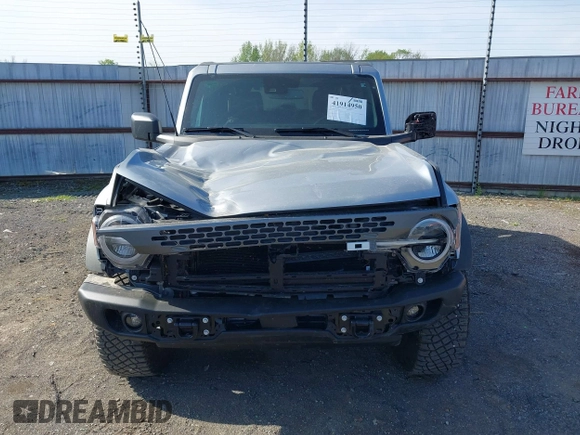 2023 Ford Bronco with VIN 1FMEE5DP2PLB52734, listed as a IAAI auction lot 41914950 with 6,485 mi miles and . Bid and sale history available at carsss.com. Image 12.