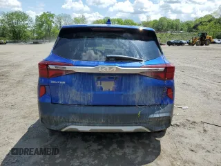 2023 Kia Seltos LX z VIN KNDEPCAA3P7428186, wystawiony jako Copart lot #56299225 z przebiegiem Nie podano mil oraz Szkoda całkowita • Salvage title. Historia ofert i sprzedaży dostępna na DreamBid. Obrazek 6.