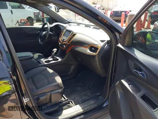 2022 Chevrolet Equinox RS with VIN 2GNAXMEV7N6147403, listed as a IAAI auction lot 42695434 with 68,645 mi miles and . Bid and sale history available at DreamBid. Image 5.