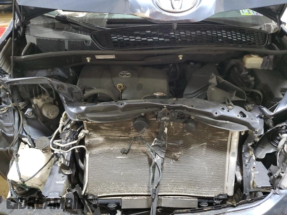 2017 Toyota Sienna LE Auto Access Seat with VIN 5TDKZ3DCXHS780666, listed as a Copart auction lot 53842955 with 111,757 mi miles and Salvage Title. Bid and sale history available at carsss.com. Image 12.