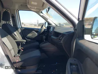 2022 Ram ProMaster City Cargo Tradesman with VIN ZFBHRFAB3N6W35491, listed as a IAAI auction lot 42175886 with 53,887 mi miles. Bid and sale history available at carsss.com. Image 5.