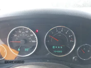 2013 Jeep Wrangler Unlimited Sport z VIN 1C4HJWDGXDL538395, wystawiony jako IAAI lot #42265264 z przebiegiem 154 080 mil mil oraz . Historia ofert i sprzedaży dostępna na DreamBid. Obrazek 7.