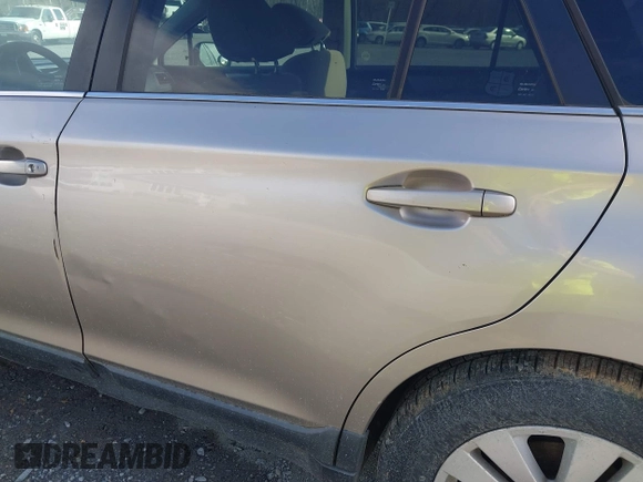2015 Subaru Outback Premium with VIN 4S4BSAECXF3221961, listed as a IAAI auction lot 41910571 with 222,670 mi miles and . Bid and sale history available at DreamBid. Image 21.