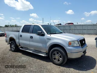 2008 Ford F-150 XLT z VIN 1FTPW14V98FC10517, wystawiony jako Copart lot #62353655 z przebiegiem 113 236 mil mil oraz Czysty tytuł • Clean title. Historia ofert i sprzedaży dostępna na DreamBid. Obrazek 4.