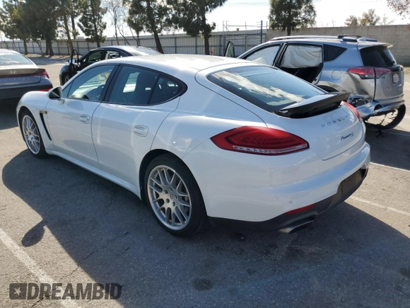 2014 Porsche Panamera z VIN WP0AA2A74EL014241, wystawiony jako Copart lot #46276785 z przebiegiem 56 438 mil mil oraz Szkoda całkowita • Salvage title. Historia ofert i sprzedaży dostępna na DreamBid. Obrazek 2.