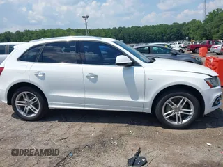 2015 Audi Q5 Premium Plus with VIN WA1DGAFP8FA030464, listed as a IAAI auction lot 42522003 with 111,661 mi miles and . Bid and sale history available at DreamBid. Image 13.