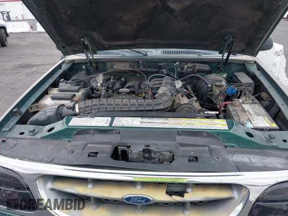 2000 Ford Explorer with VIN 1FMZU63X0YZC06347, listed as a IAAI auction lot 41795693 with 143,021 mi miles and . Bid and sale history available at DreamBid. Image 10.