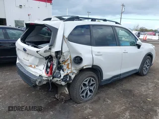 2021 Subaru Forester Premium with VIN JF2SKAJC8MH510932, listed as a IAAI auction lot 38412558 with 57,763 mi miles and . Bid and sale history available at DreamBid. Image 4.