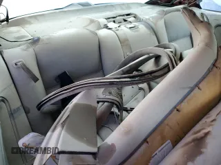 1993 BMW 8 Series z VIN WBAEG232XPCB75035, wystawiony jako Copart lot #76370254 z przebiegiem Nie podano mil oraz Nie do naprawy • Non repairable. Historia ofert i sprzedaży dostępna na DreamBid. Obrazek 10.