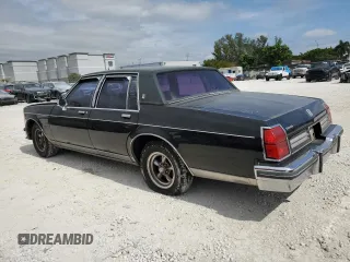 1985 Oldsmobile 88 z VIN 1G3BV69Y1FY384631, wystawiony jako Copart lot #43389795 z przebiegiem 180 641 mil mil oraz Szkoda całkowita • Salvage title. Historia ofert i sprzedaży dostępna na DreamBid. Obrazek 2.