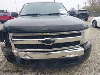 2008 Chevrolet Silverado 1500 LTZ with VIN 3GCEK13J38G310578, listed as a IAAI auction lot 42017041 with 231,632 mi miles. Bid and sale history available at carsss.com. Image 18.