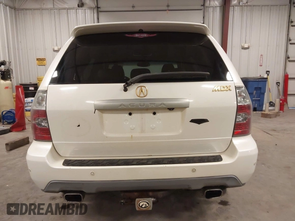 2005 Acura MDX Touring with VIN 2HNYD18955H532941, listed as a IAAI auction lot 41680581 with 238,112 mi miles. Bid and sale history available at carsss.com. Image 17.